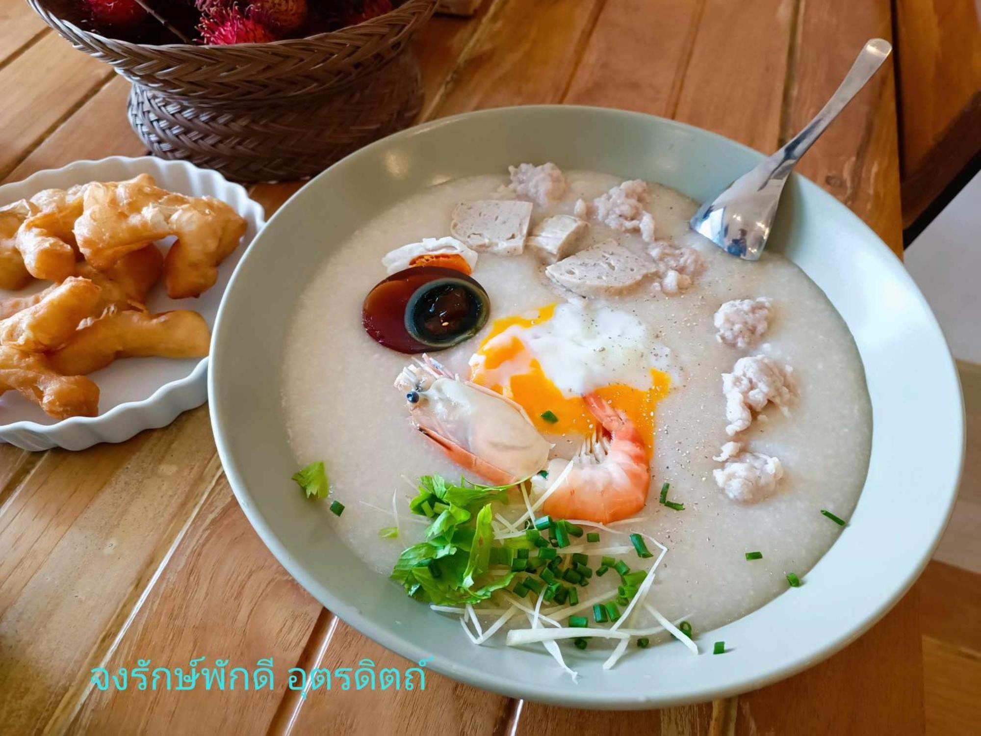 Jong Lux Pak Dee Bed & Breakfast Uttaradit Exterior photo