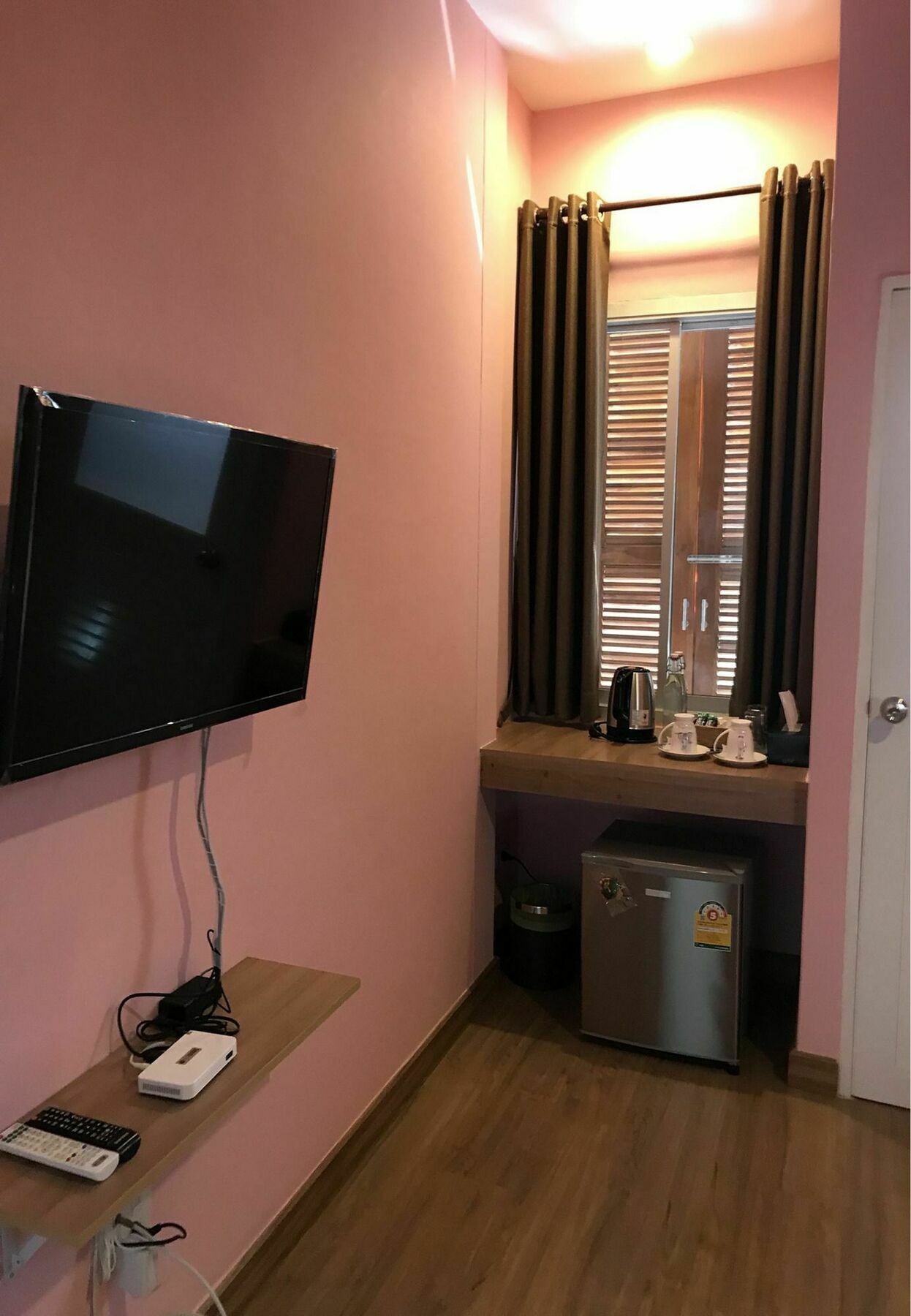 Jong Lux Pak Dee Bed & Breakfast Uttaradit Exterior photo